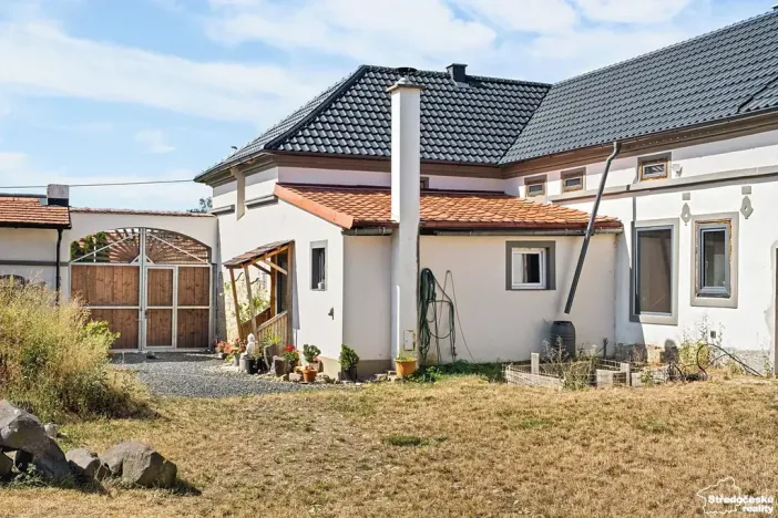 Prodej rodinného domu, Lkáň, 100 m2