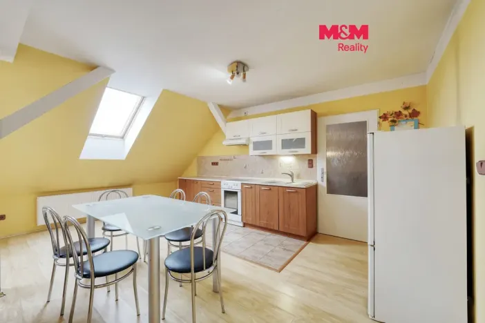 Prodej rodinného domu, Bohy, 152 m2