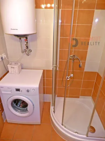 Pronájem bytu 1+1, Břeclav, Kpt. Jaroše, 37 m2