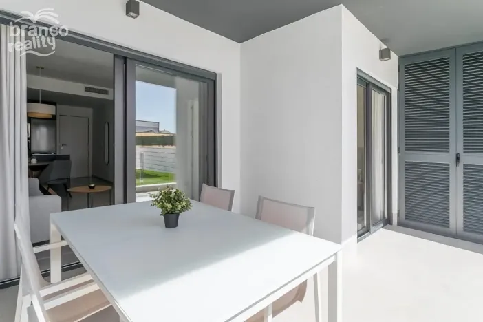 Prodej bytu 4+kk, Torrevieja, Alicante, Španělsko, 96 m2