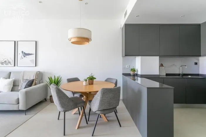 Prodej bytu 4+kk, Torrevieja, Alicante, Španělsko, 96 m2
