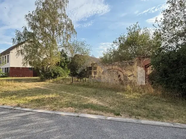 Prodej komerčního pozemku, Dívčice, 721 m2