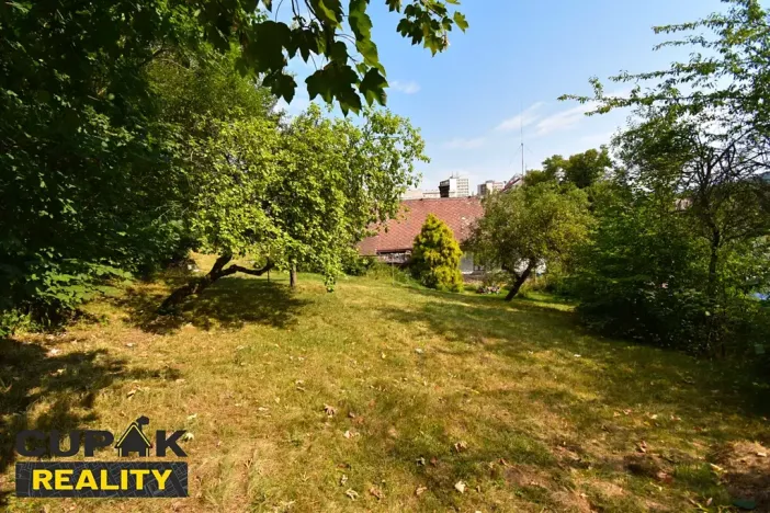 Prodej pozemku pro bydlení, Náchod, Jugoslávská, 1307 m2
