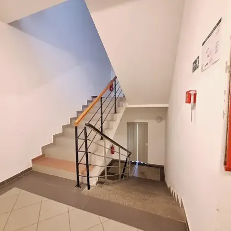 Pronájem bytu 2+kk, Praha - Holešovice, Malá Plynární, 36 m2