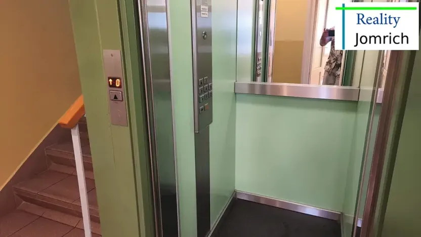 Prodej bytu 2+1, Liberec, Jáchymovská, 65 m2