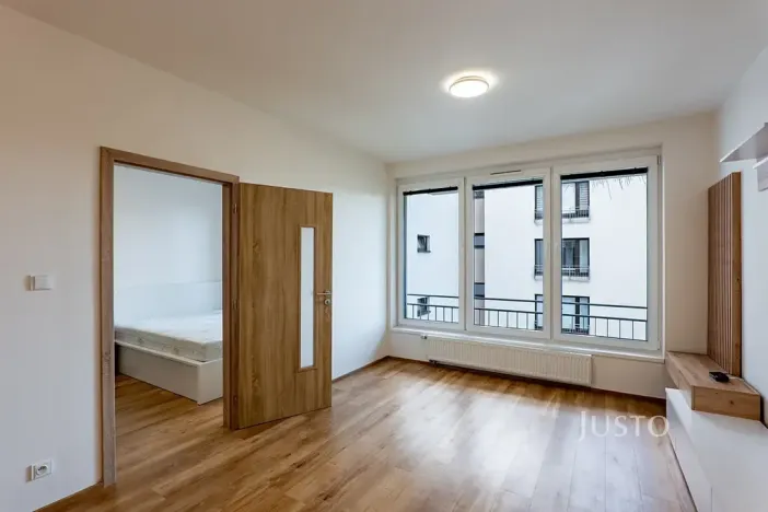 Pronájem bytu 2+kk, Praha - Modřany, Soukalova, 55 m2