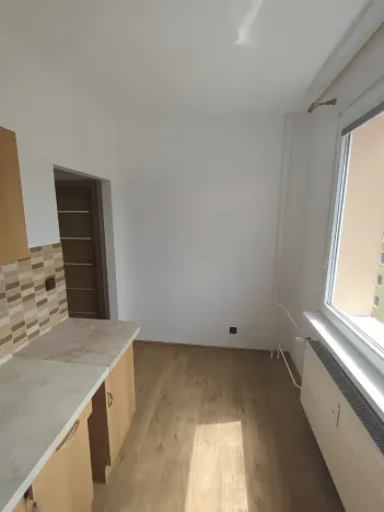 Pronájem bytu 1+1, Semily, Jizerská, 35 m2