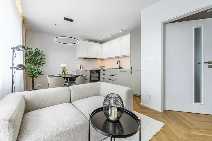 Prodej bytu 4+kk, Praha - Záběhlice, Hrusická, 80 m2