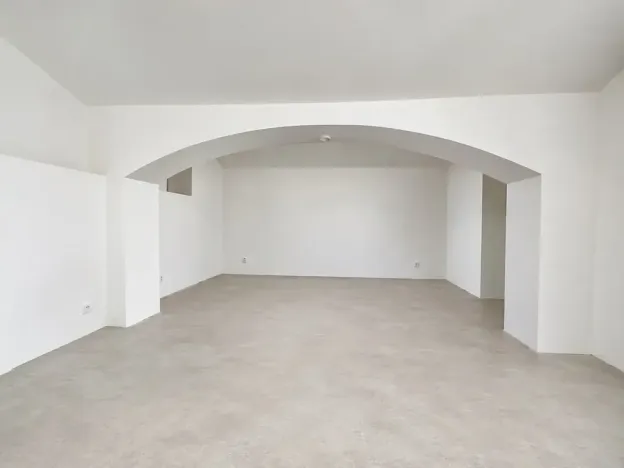 Pronájem obchodního prostoru, Praha - Strašnice, Saratovská, 110 m2