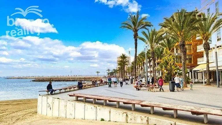 Prodej bytu 4+kk, Torrevieja, Alicante, Španělsko, 96 m2