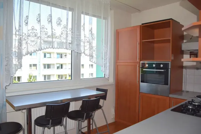 Prodej bytu 3+1, Brno, Šromova, 75 m2