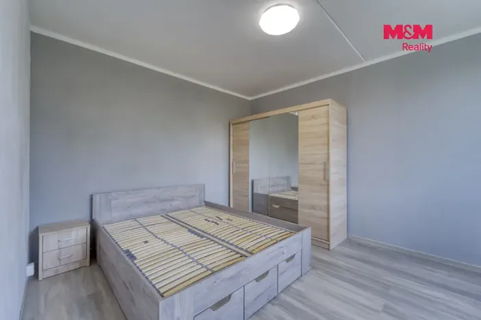 Pronájem bytu 1+1, Kaznějov, Školní, 36 m2