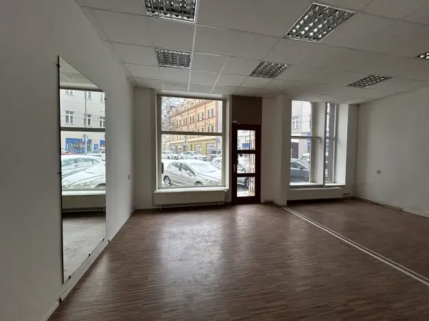 Pronájem obchodního prostoru, Teplice, Školní, 60 m2