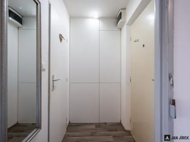 Prodej bytu 1+kk, Hradec Králové, Říční, 28 m2
