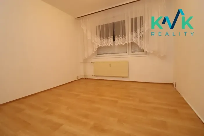 Prodej bytu 3+1, Karlovy Vary, Konečná, 82 m2