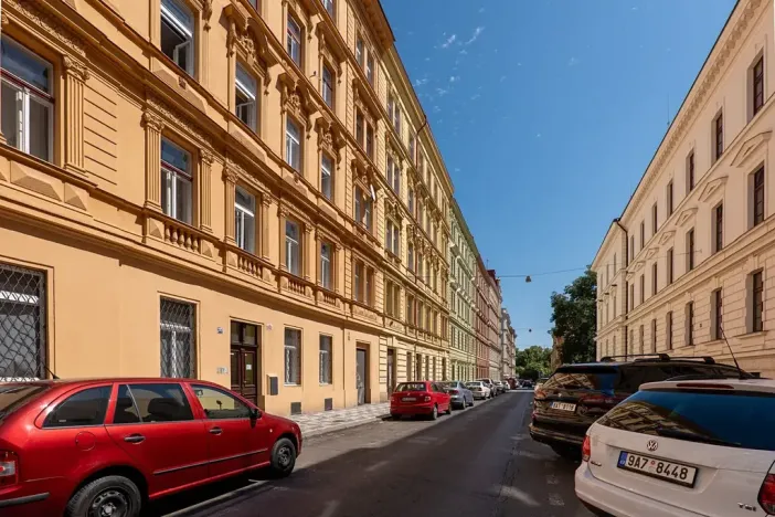 Prodej bytu 3+1, Praha - Malá Strana, Petřínská, 76 m2