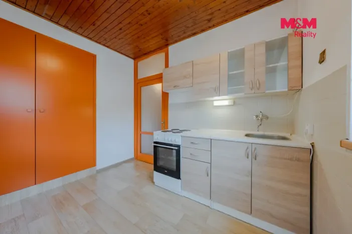 Prodej bytu 3+1, Vsetín, Lázky, 86 m2