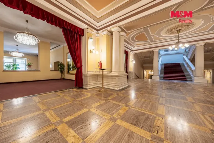 Pronájem kanceláře, Praha - Vinohrady, náměstí Míru, 60 m2
