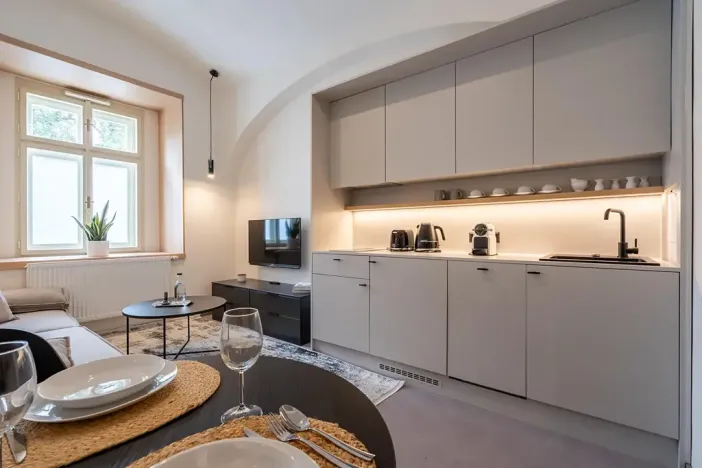 Prodej atypického bytu, Praha - Karlín, Prvního pluku, 50 m2