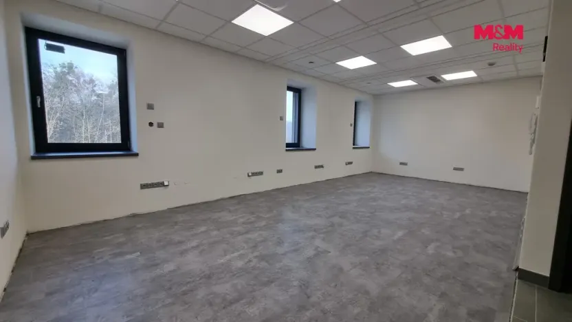 Pronájem kanceláře, Český Těšín, Jablunkovská, 18 m2