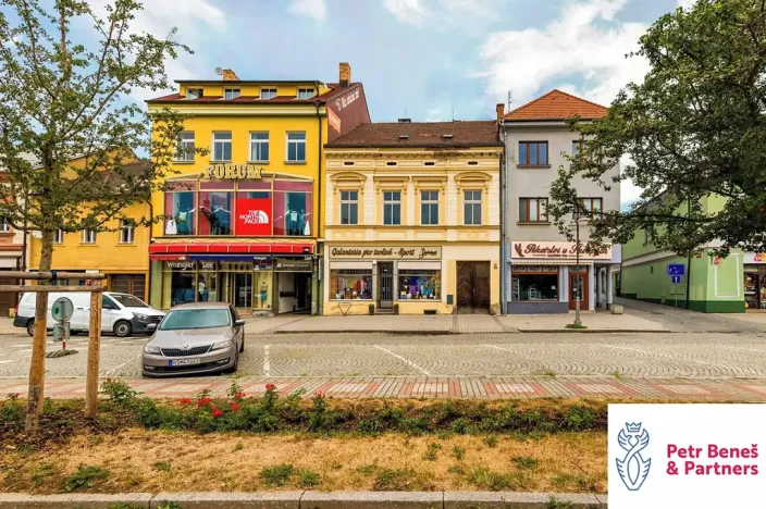 Prodej obchodního prostoru, Rakovník, Husovo náměstí, 622 m2