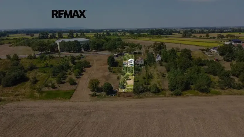 Prodej zahrady, Tvrdonice, 1072 m2