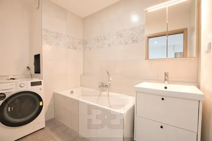 Pronájem bytu 3+kk, Praha - Braník, Novodvorská, 71 m2
