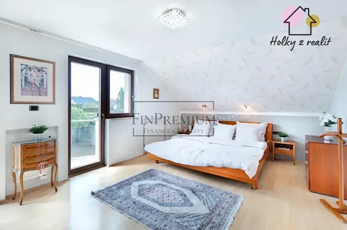 Prodej rodinného domu, Praha - Šeberov, Karfíkova, 354 m2