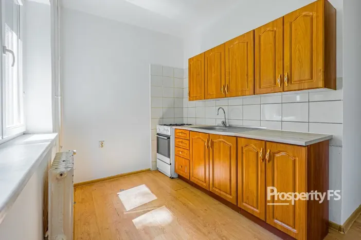 Prodej bytu 1+1, Karviná - Ráj, Školská, 35 m2