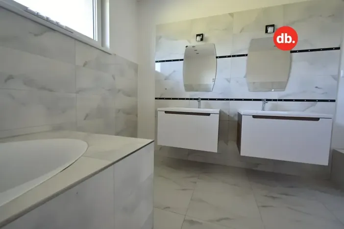 Prodej vícegeneračního domu, Otovice, Na Louce, 280 m2