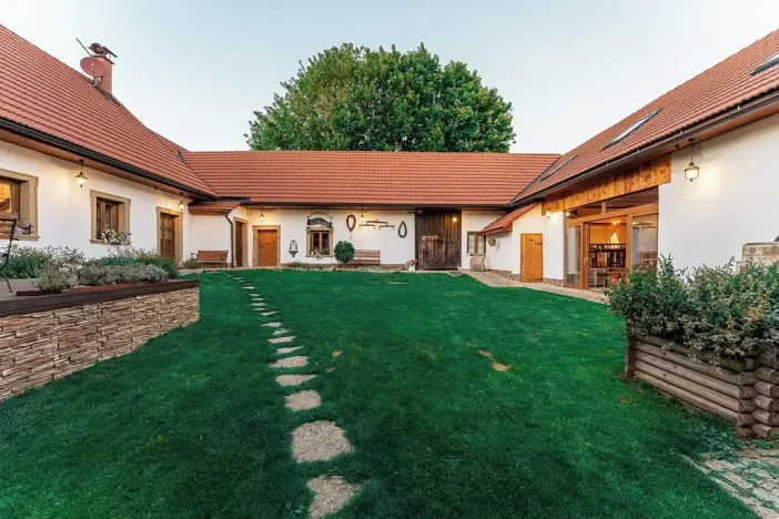 Prodej ubytování, Opatov, 500 m2