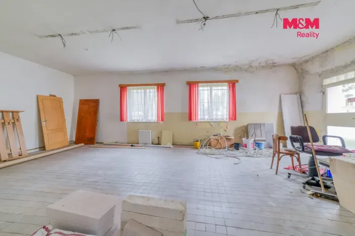 Prodej obchodního prostoru, Aš, Nádražní, 94 m2