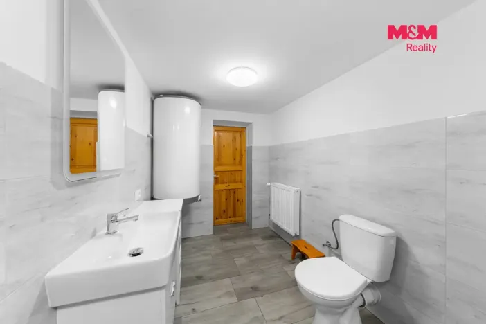 Prodej chalupy, Arnoltice, 168 m2