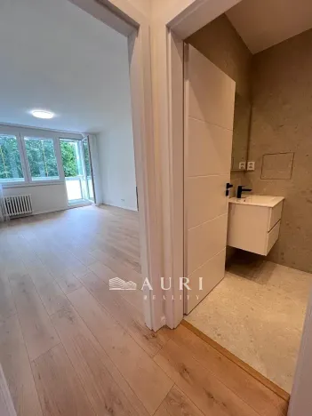 Prodej bytu 2+kk, Praha - Hlubočepy, Pražského, 45 m2