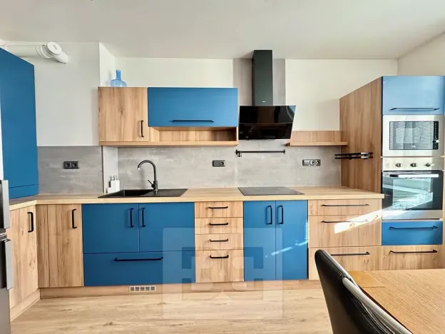 Prodej bytu 2+1, Rousínov, V Sídlišti, 61 m2