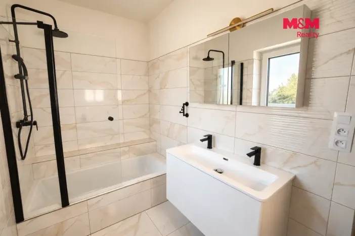 Prodej rodinného domu, Šumavské Hoštice, 180 m2