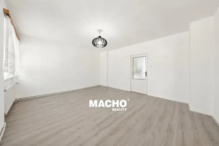 Pronájem bytu 3+1, Mníšek pod Brdy, Pražská, 80 m2