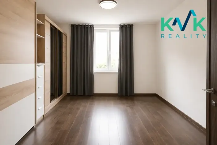 Pronájem bytu 2+1, Karlovy Vary, Vrázova, 79 m2