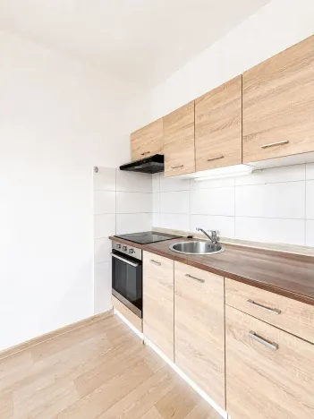 Pronájem bytu 1+1, Chomutov, Jirkovská, 35 m2