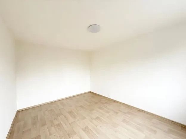 Pronájem bytu 1+1, Chomutov, Jirkovská, 35 m2