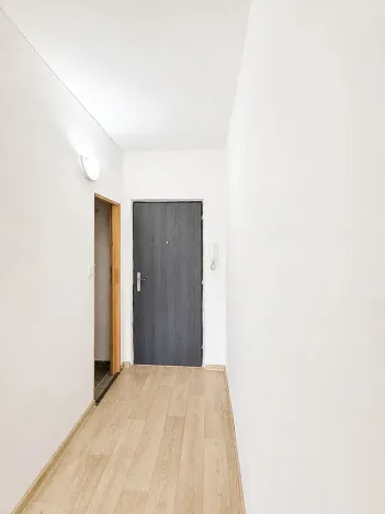 Pronájem bytu 1+1, Chomutov, Jirkovská, 35 m2