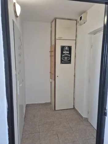Pronájem bytu 1+kk, Pardubice, Gagarinova, 34 m2