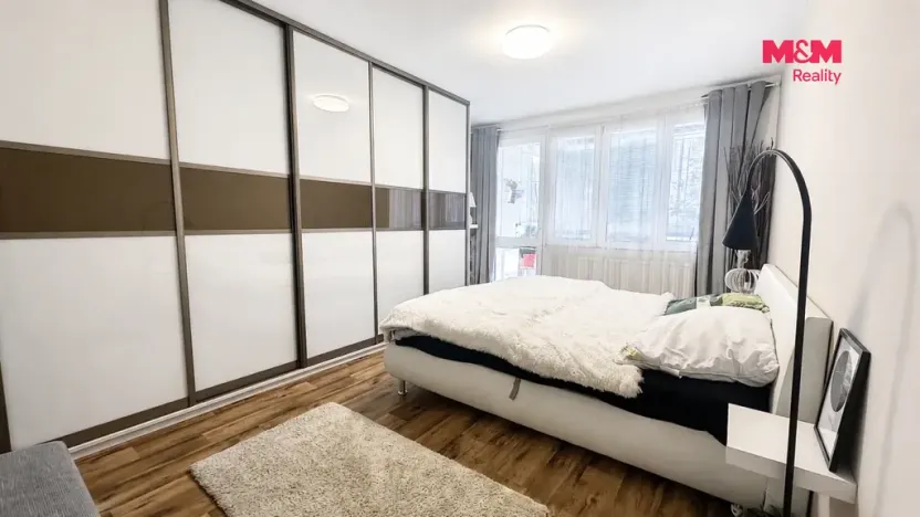 Prodej bytu 2+1, Holoubkov, 65 m2