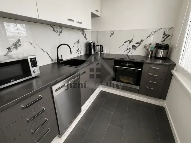Prodej bytu 2+1, České Budějovice, J. Opletala, 66 m2