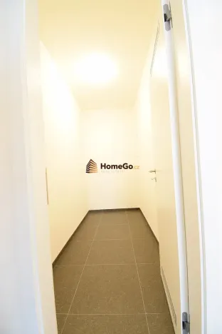 Pronájem bytu 2+kk, Praha - Modřany, Kolmanova, 67 m2