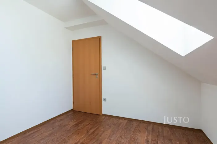 Pronájem bytu 2+kk, Staré Město, Hradišťská, 37 m2
