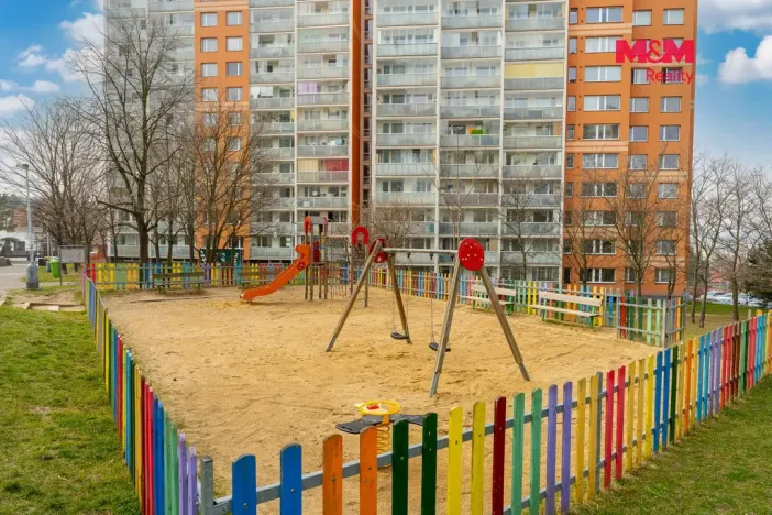 Prodej bytu 2+kk, Praha - Hloubětín, Kukelská, 48 m2