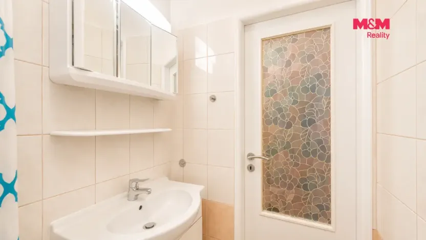 Prodej bytu 2+kk, Praha - Prosek, Vysočanská, 38 m2