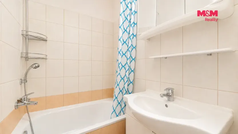 Prodej bytu 2+kk, Praha - Prosek, Vysočanská, 38 m2