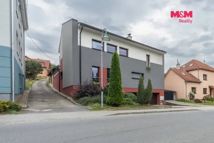 Prodej rodinného domu, Pozlovice, Hlavní, 170 m2